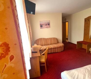Dossenheim Hotel | Zur Turmstube