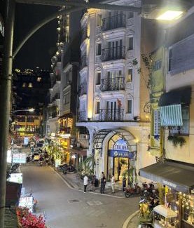 Hang Buom Apartment | Zuzi Home Dao Duy Tu , Old Quarter 3