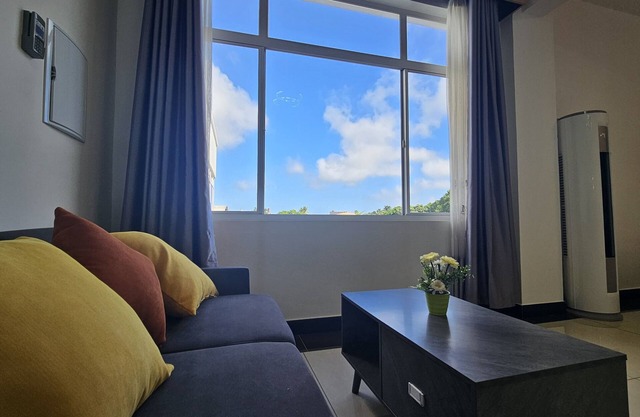01-Modern and spacious Prince Studio Apartments - 20 Min from the beach!