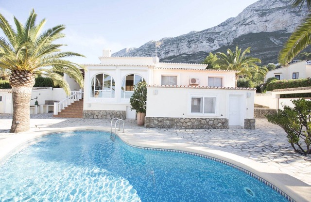 058 Villa Pita