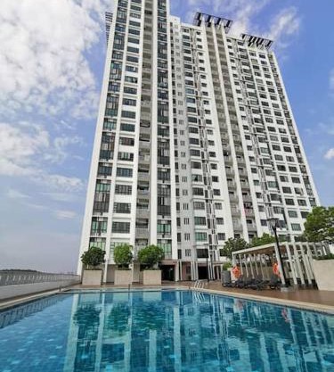 0803 Family Suites Bukit Indah TVbox Wifi Games Toy