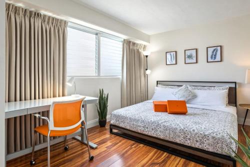 09 FREE Parking 10 min beach 2br-Waikiki Ala Moana