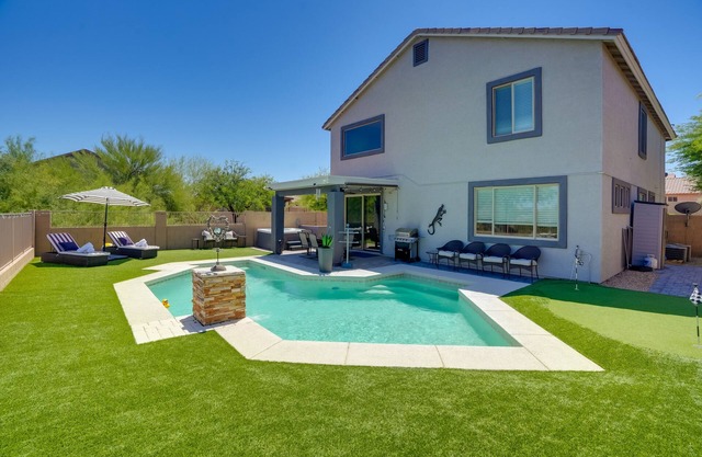 1/2 Mi to Lake: Home w/Hot Tub & Pool in Goodyear