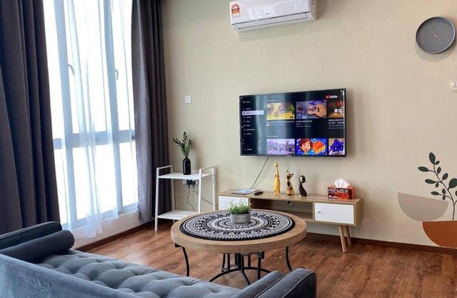 #1.3 Cozy 7Pax Large Beds 2B1R Vivacity Kuching Jazz Suites