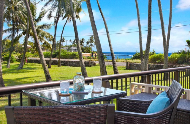 1 Bed Ground Floor Ocean View Condo - Newly renovated & steps to the beach!