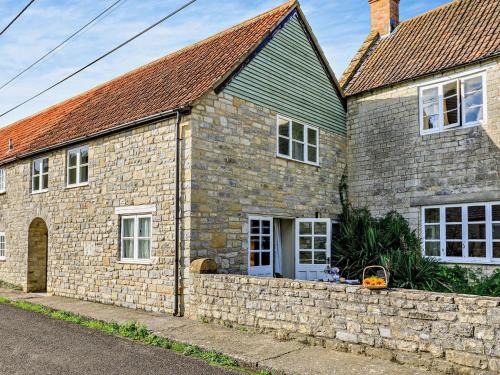 1 Bed in Castle Cary POLOC