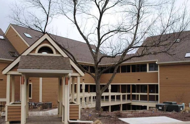 1 Bedroom, 1 bath Condo in The Galena Territory