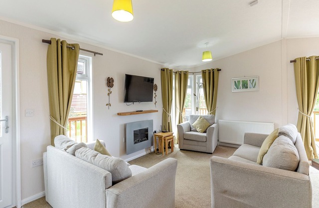 1 bedroom accommodation in Nr St Austell