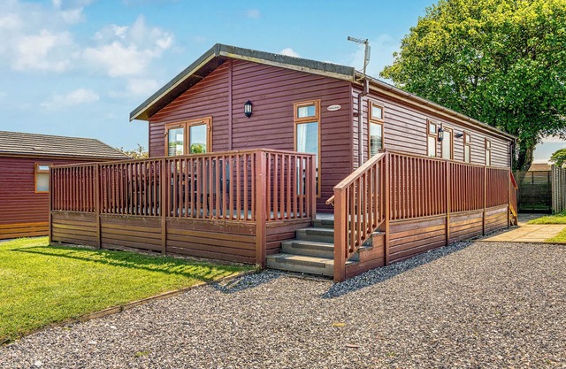 1 bedroom accommodation in Nr St Austell