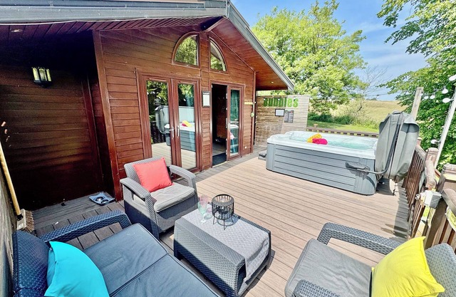 1 bedroom accommodation in Raywell, Beverley