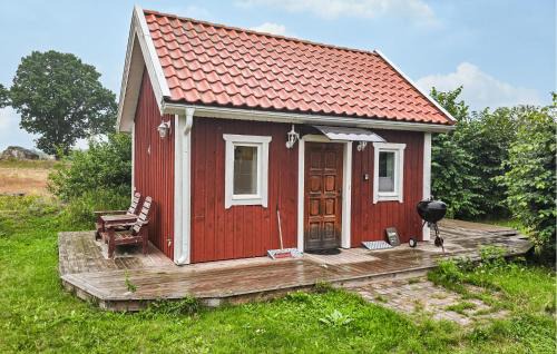 1 Bedroom Amazing Home In Blomstermåla