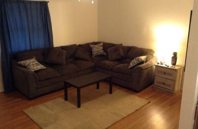 1 bedroom apartment for you! Next to Fort Sill