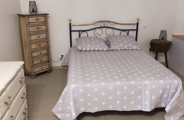 1 Bedroom Apartment in RentiÃ¨res