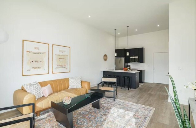 1 Bedroom Rental in Philadelphia with Parking