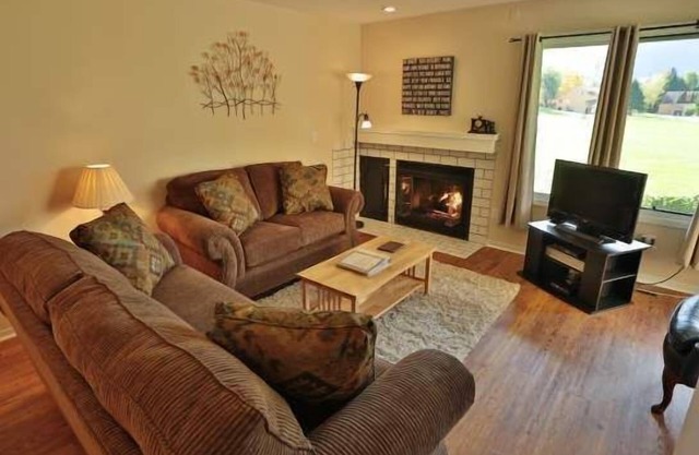 1 Bedroom Trout Creek Condo #37. Close to Recreation Field