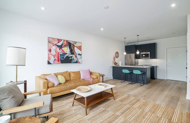 1 Bedroom with Amenities and Parking
