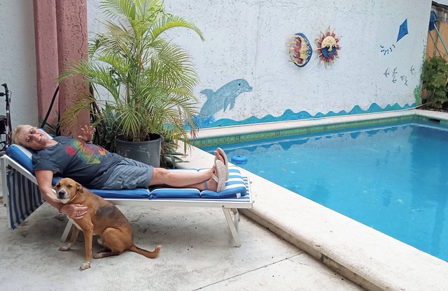 1 Blk To Ocean 3 Blks To Entertainment, Restaurants & Bars