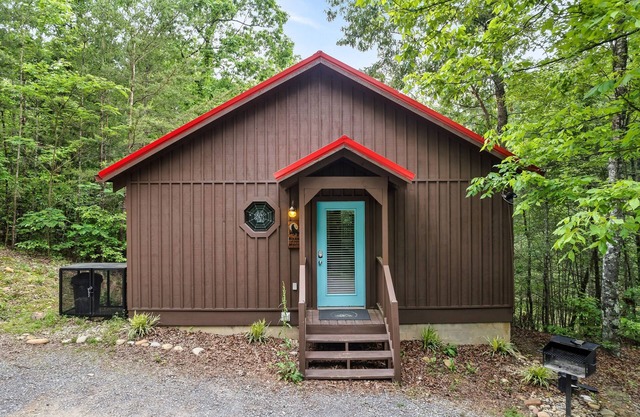 #1 Honeymoon Cabin Cute Clean Comfortable Secluded