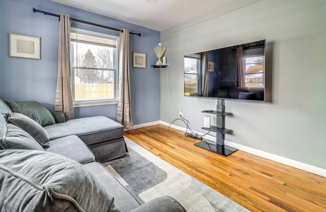 1 Mi to Rouge Park: Home w/Fenced Yard & Deck