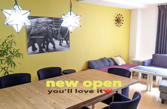 1 stop from Osaka Station!1 minute walk from Fukushima Station!Accommodates up to 11 people.A spacious and stylish new room that is convenient to go anywhere