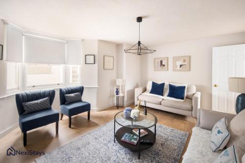10 Mins Walk to The Oval, The Kennington Retreat