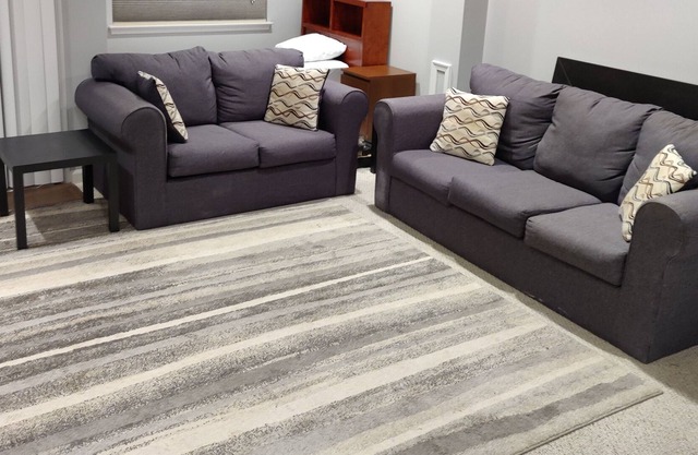 10 minutes from Airport and Dulles Town Center.
