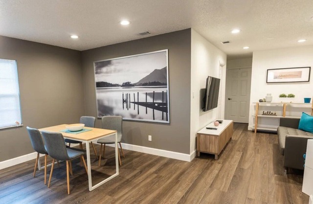 #10⚓ Modern home beautify by Hyde Park-Joyful Mmts