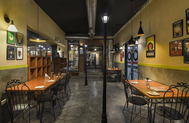 10 Park Street Hotel & Banquets