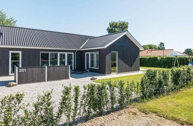 10 person holiday home in Juelsminde