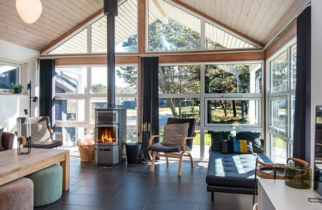 10 person holiday home in Løgstør