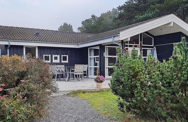 10 person holiday home in Højby