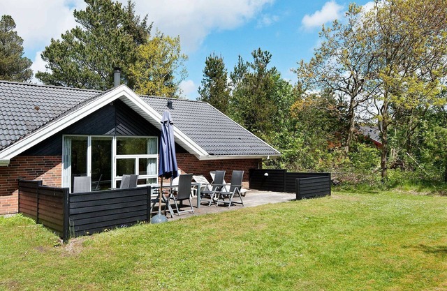 10 person holiday home in Henne