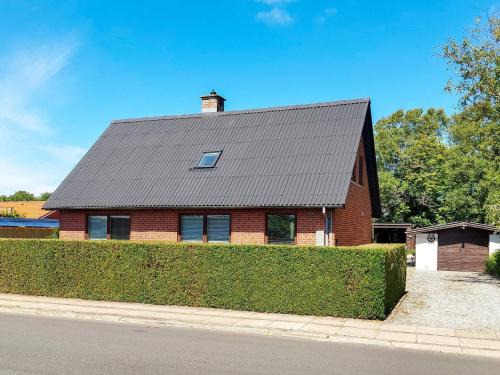 10 person holiday home in Ålbæk-By Traum