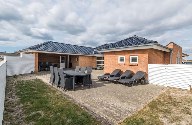 10 person holiday home in Fanø