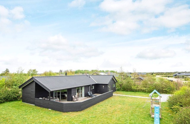 10 person holiday home in Tarm-By Traum