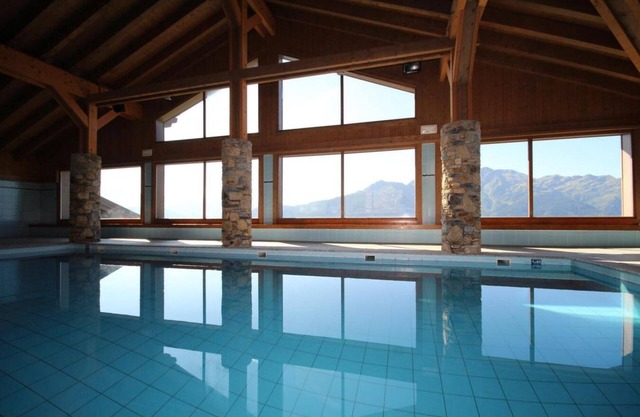 100m from ski slopes, Ground floor, balcony, parking, tv, ski locker, 45m², Les Saisies