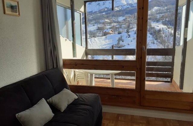 100m from ski slopes, 3rd floor, balcony, tv, 18m², Sauze - Super Sauze