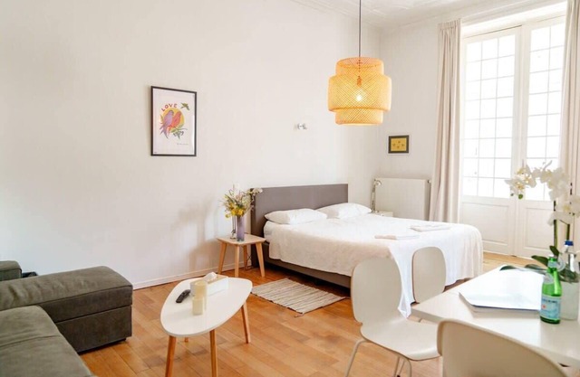 10min→ Sablon/Netflix/Nespresso/Smart TV/high quality bed