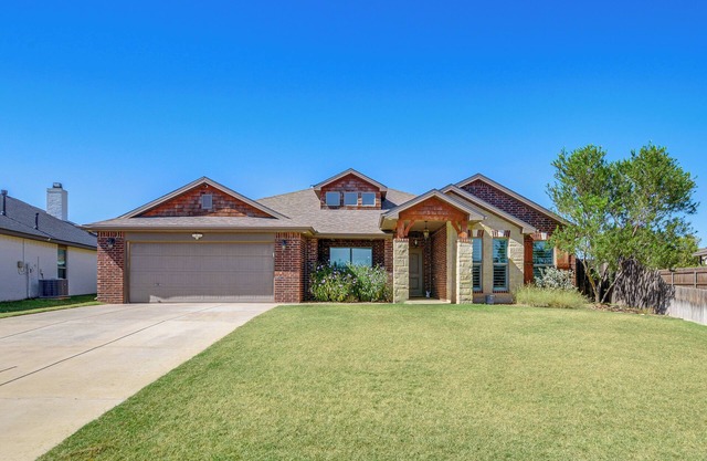 11 Mi to Dtwn: Lubbock Home w/Patio, Grill & Yard