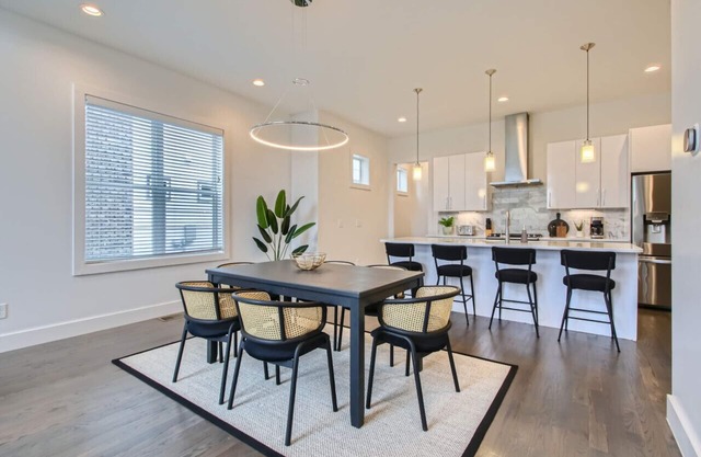 11- Modern Retreat - The Music City Collection
