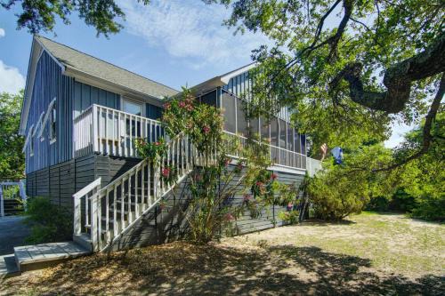 12 42nd Avenue by AvantStay 2 Mins To The Beach Screened In Porch
