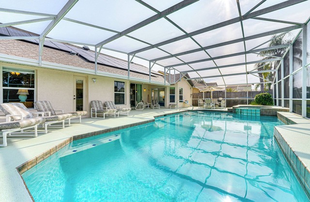 12 Mi to Disney: Secluded Family Home w/Pool