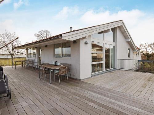 12 person holiday home in Haderslev-By Traum