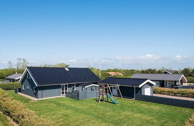 12 person holiday home in Tarm-By Traum