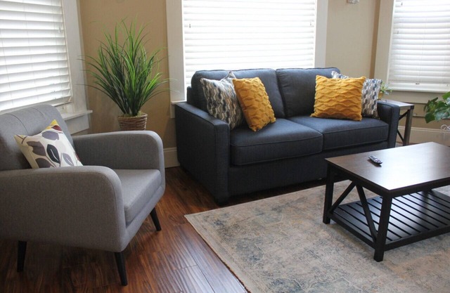 131 Cedar 3 · Charming 2BR Luxury Apartment in Downtown Kalamazoo