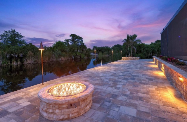 13622 Begonia Circle