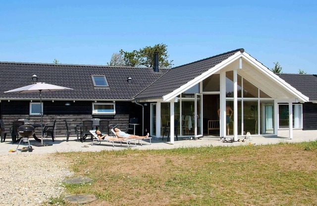 14 person holiday home in Højslev
