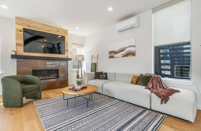 140 - Central Oasis: Roof Terrace