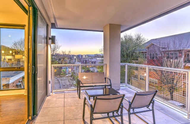 145 Biltmore Ave Condo 541B0A