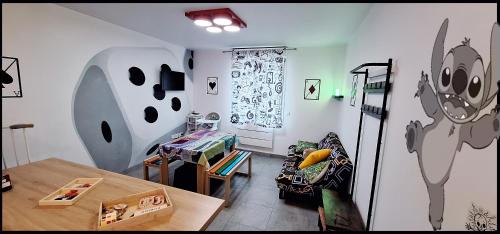 15' de Disney maison à thème avec SALLE DE JEUX privée 6 couchages 2 wc